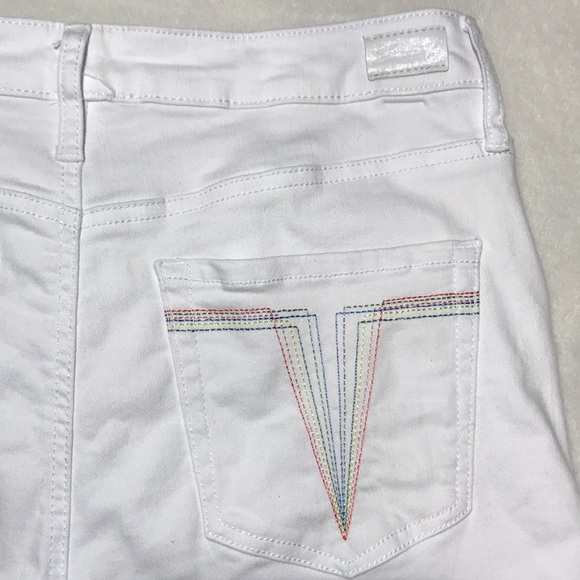 NWT Seven7 The Weekend Shorts Cotton Blend Stretch Shorts Size 6 - Picture 5 of 9